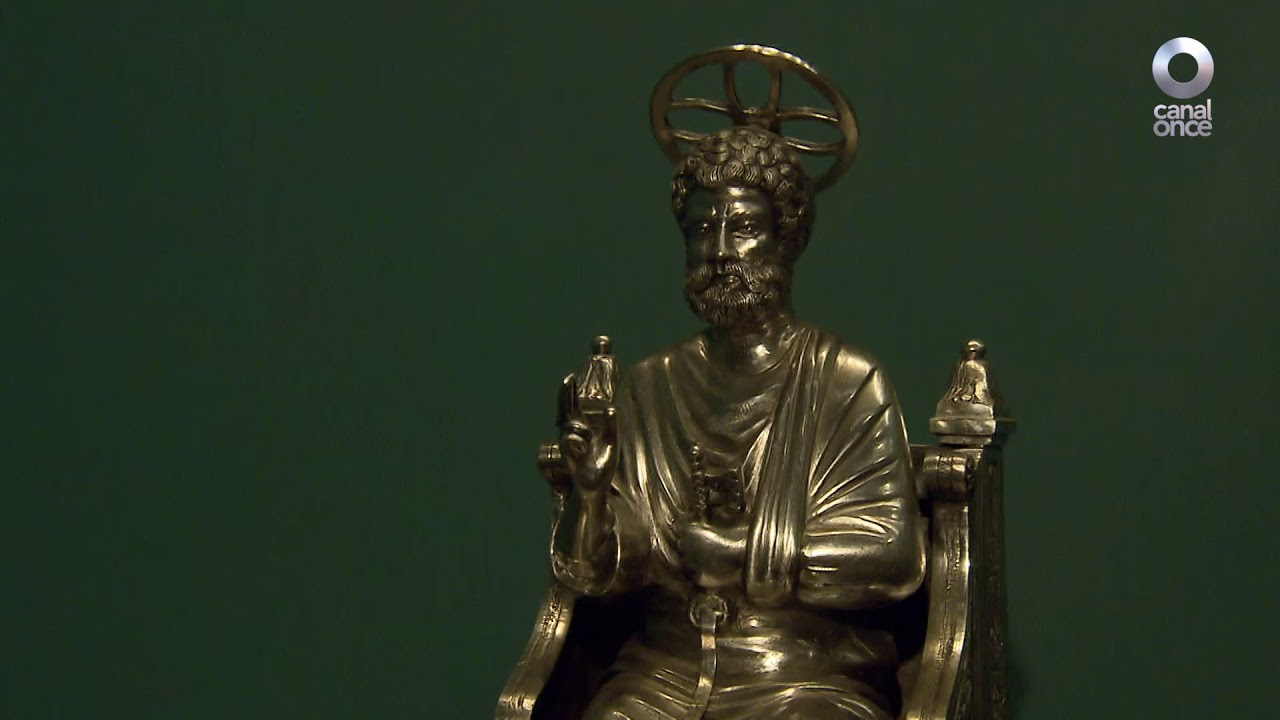 estatua de san pedro vaticano