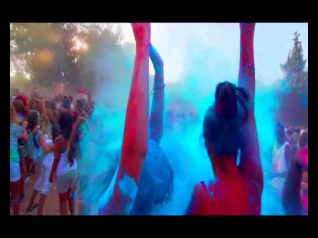 fiesta de polvos de colores