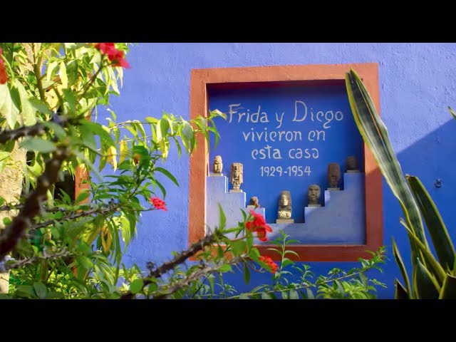 frida kahlo blue house mexico