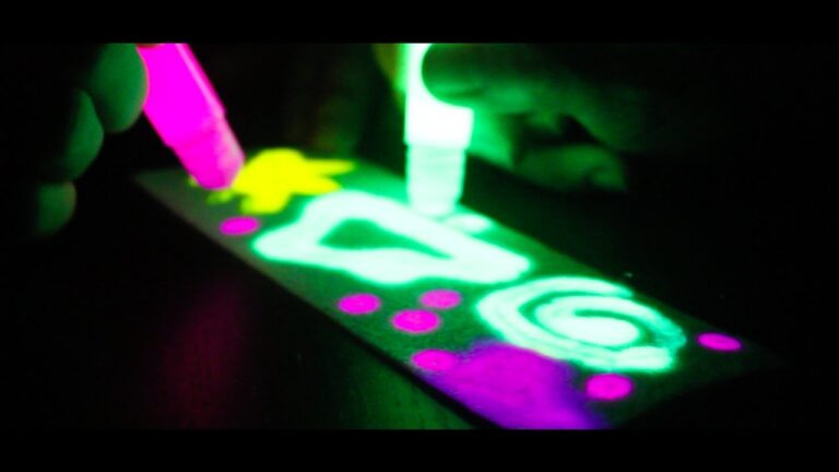 rotuladores que brillan en la oscuridad